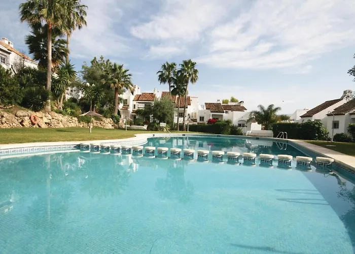 Σπίτι διακοπών 3 Bedroom Amazing In Εστεπόνα