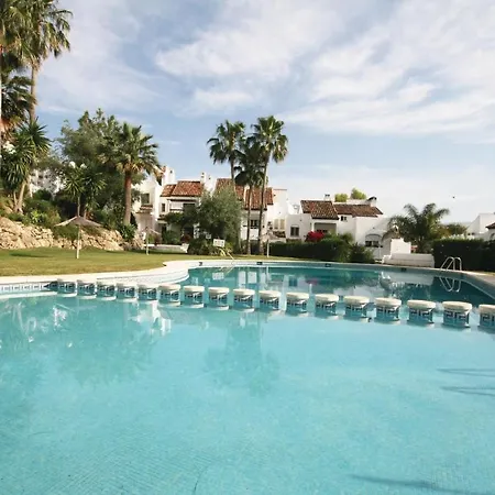 Nyaraló 3 Bedroom Amazing In Estepona