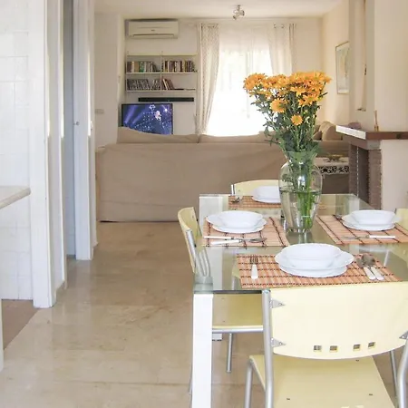 Vakantiehuis In With Kitchen *